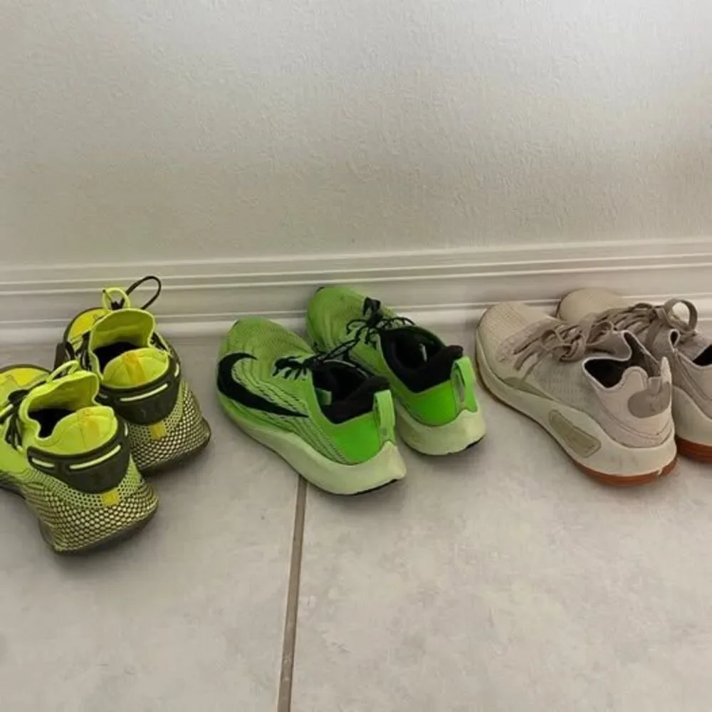 Nike under armour boy shoes size 3.5 and 4y sneakers shoes bundle set